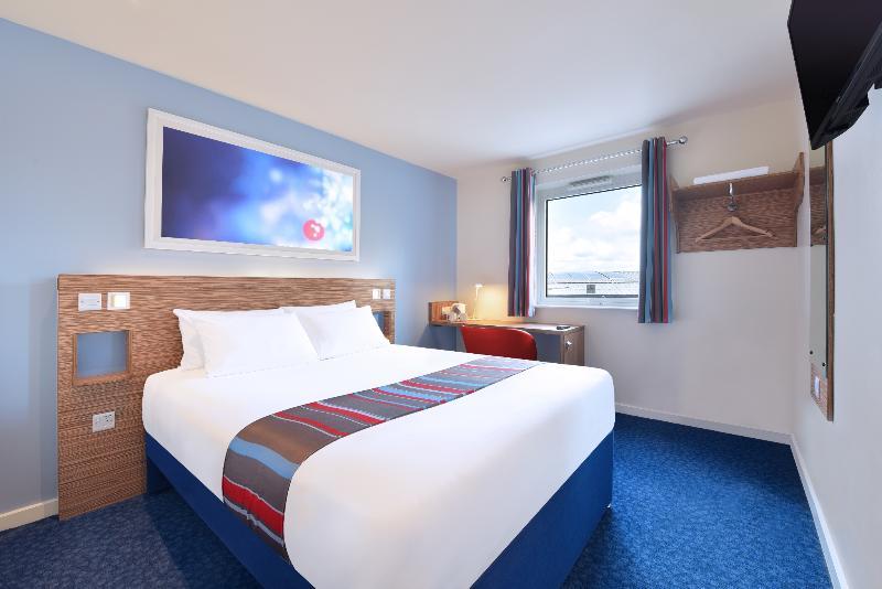 Travelodge Southampton Central Exterior photo